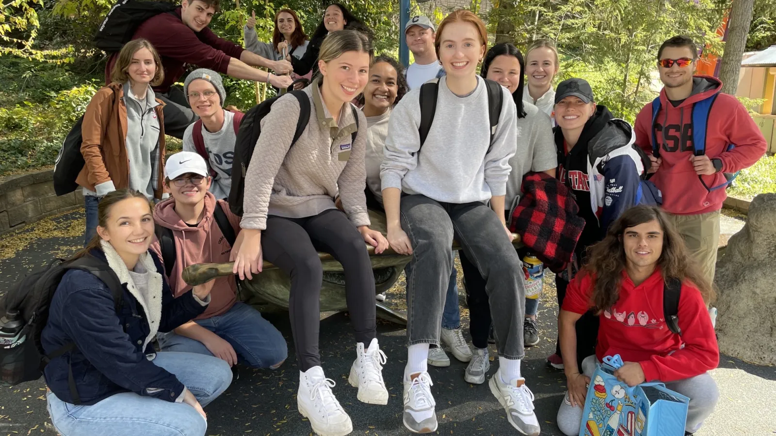 Group photo at a rest area at the Columbus Zoo & Aquarium