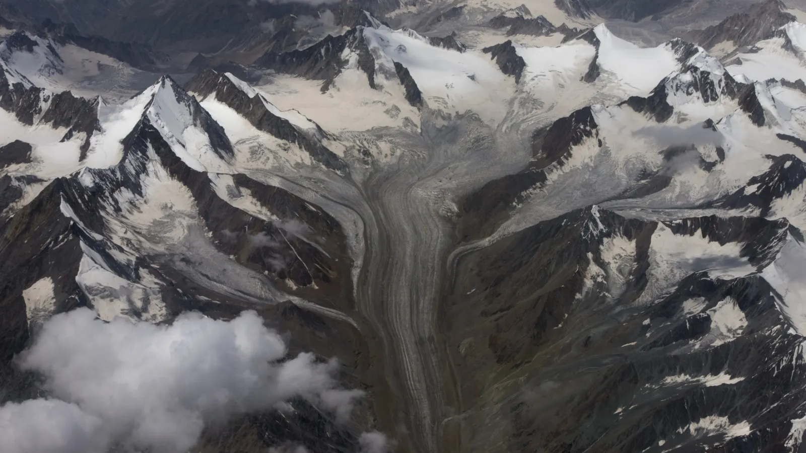 As global warming worsens, future work may explore how pollution spreads to other remote glacial regions.