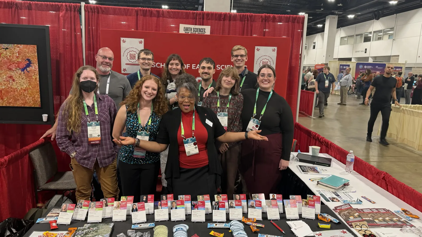 Group photo of students, staff, alumni, and faculty at GSA 2026