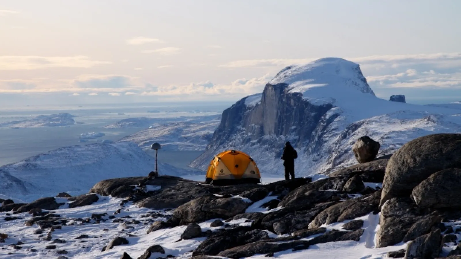 GNET station ASKY in Greenland (Michael Bevis)