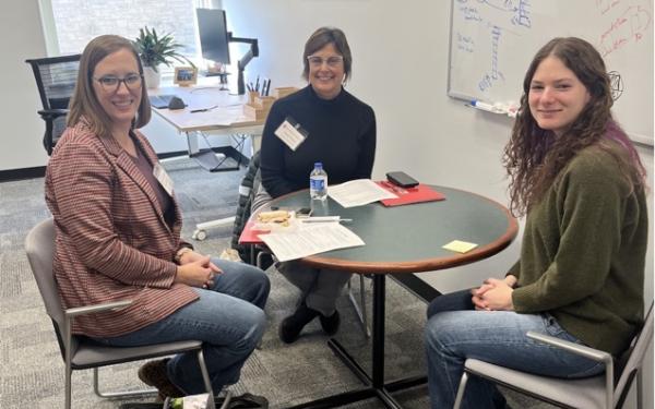 A alumni-student career chat with undergraduate SES major Anastasia Walker (right) and Alumni Board Members Claire Mondro (left) and Sandy Eberts (center).