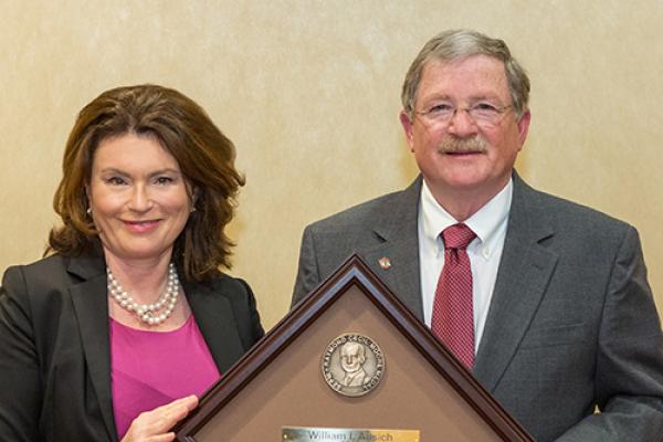 Bill Ausich receives Moore Medal at AAPG/SEPM meeting