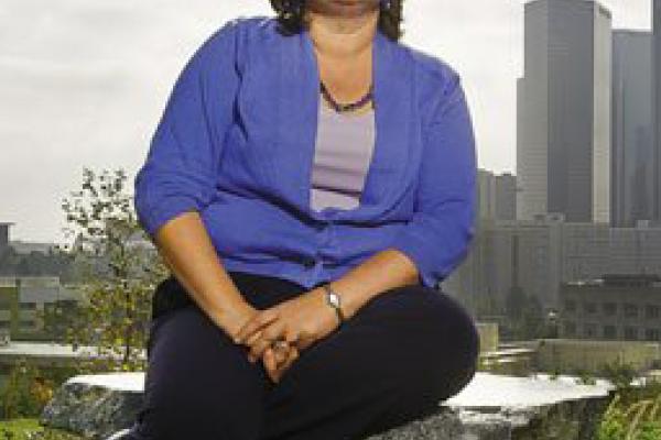 Dr. Lucy Jones Dr. Lucy Jones