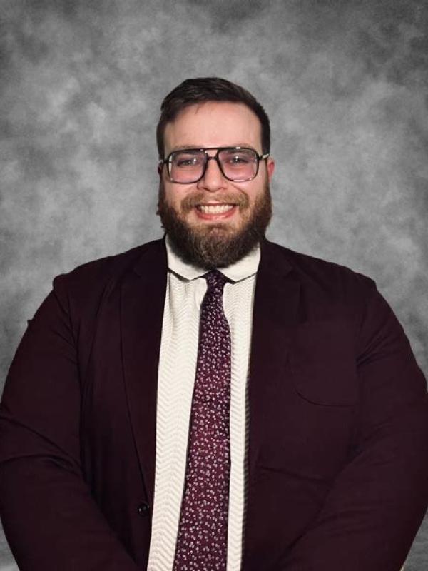 Headshot of Noah Gronewold